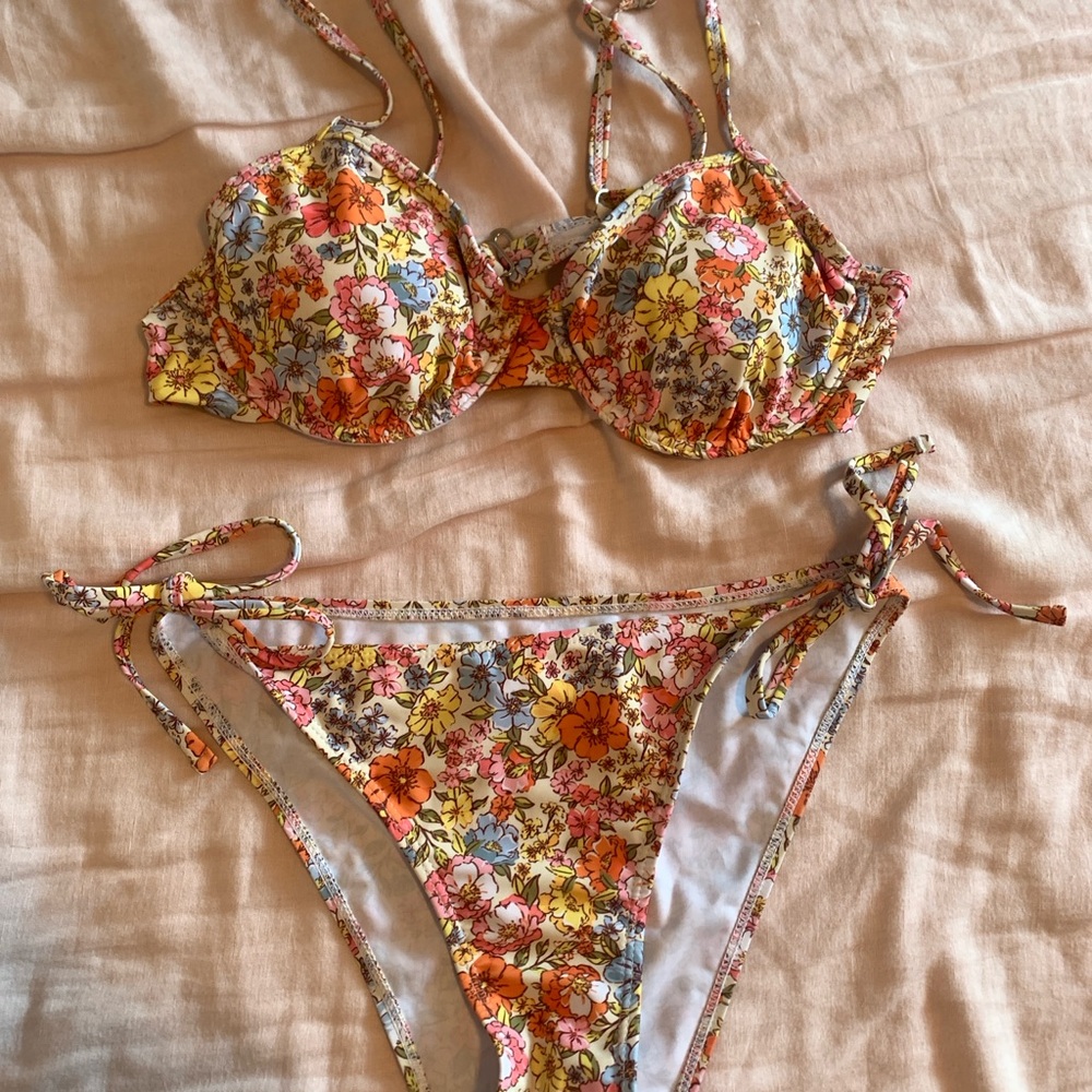 Floral Bikini Set